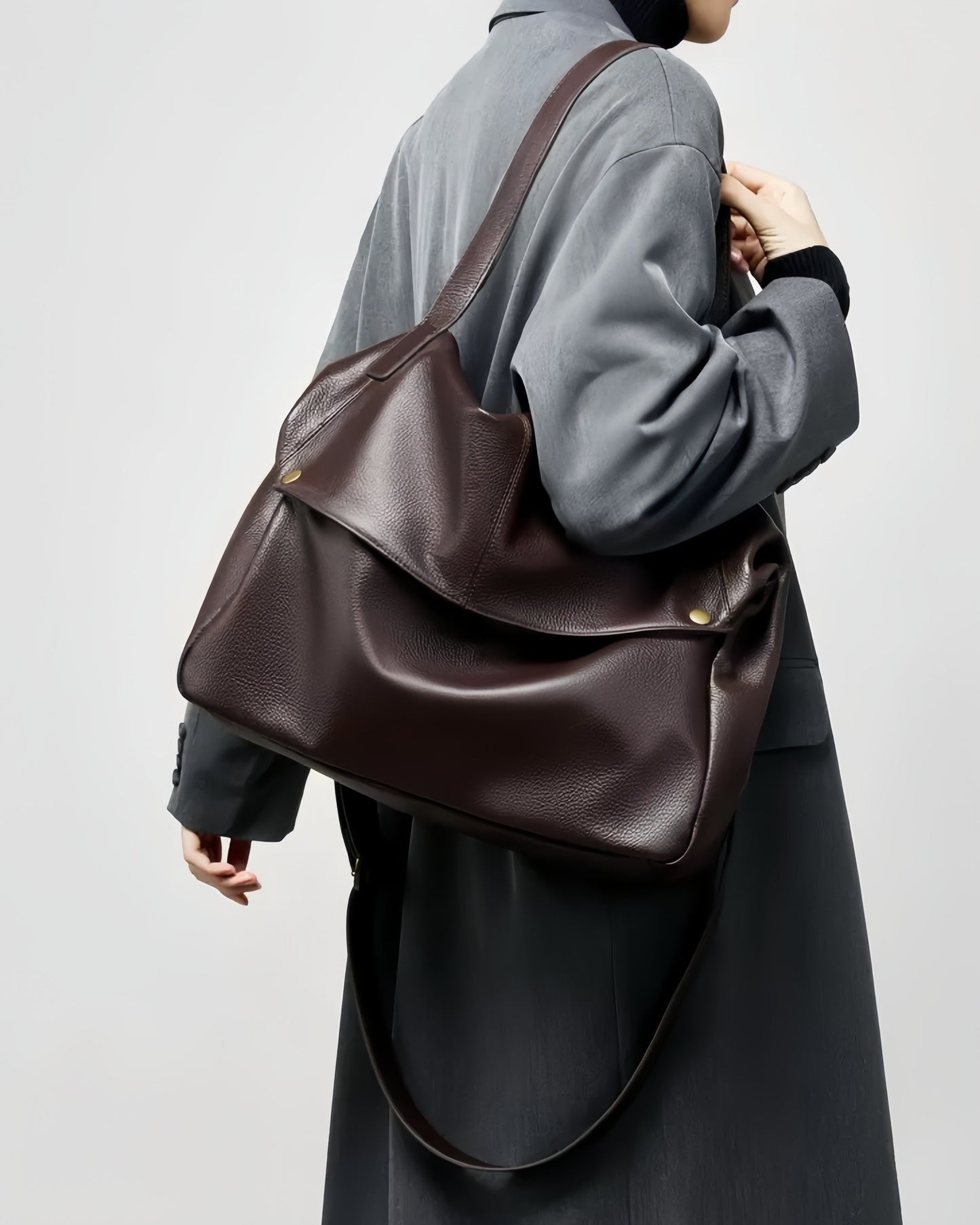 #318 Noir Flow Tote
